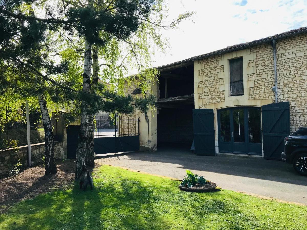 Gite Au Boom Coeur En Options Spa Et Repas Tourtenay Kültér fotó
